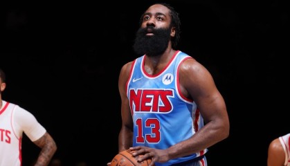  杜兰特复出高效篮网全员发力轻取公牛