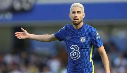  卢顿镇力克伯恩利收获宝贵保级分数