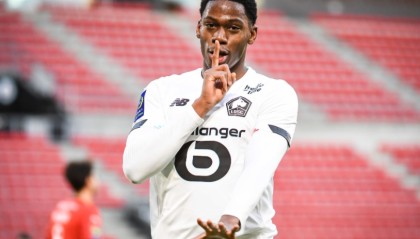  马赛客场险胜劲旅，法甲争四进入白热化阶段