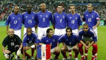  法国杯法甲球队集体哑火 低级别联赛队伍占据八强  