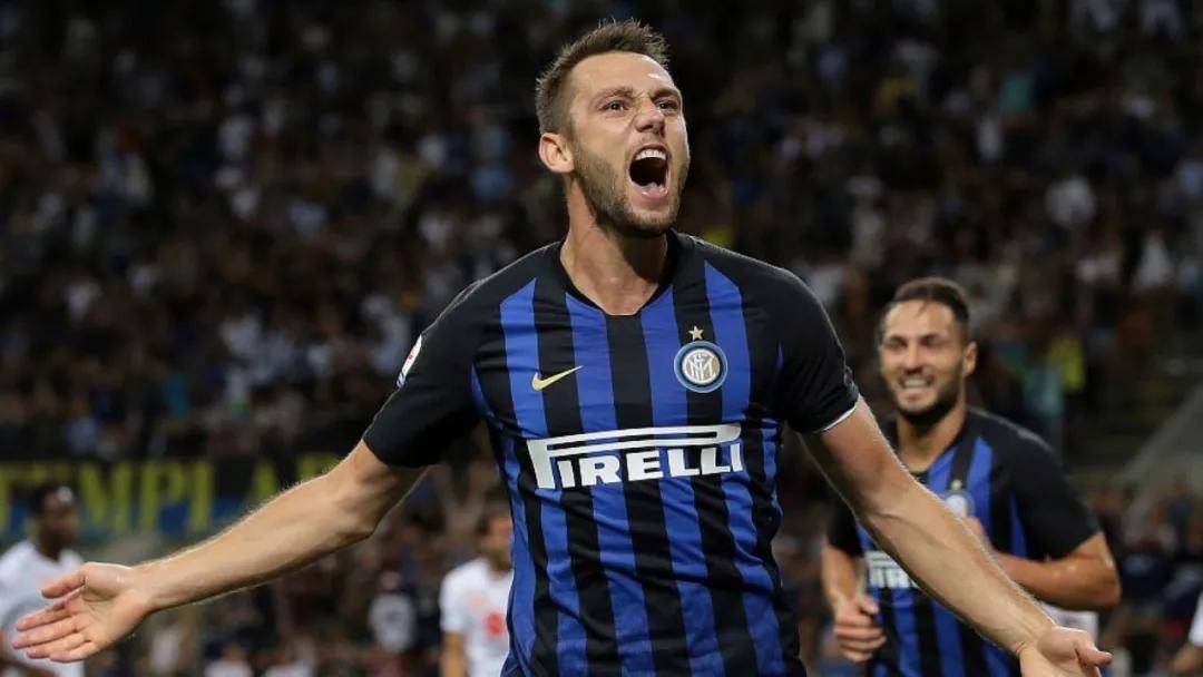  国际米兰边路传中制造杀机双翼齐飞大胜恩波利